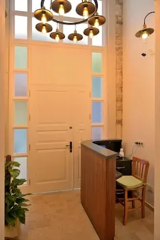 Brothers Çeşme Hotel