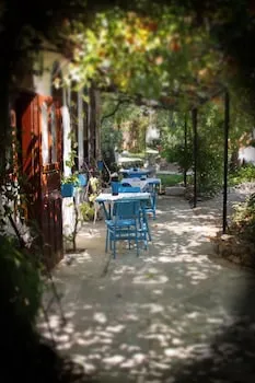 Yakamoz Hotel