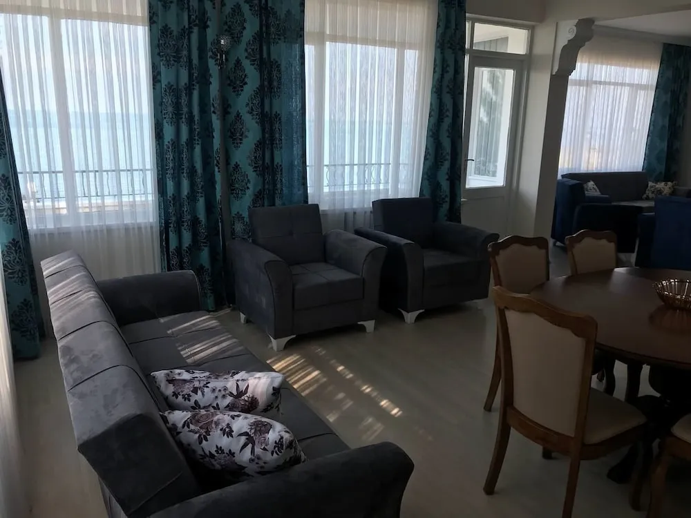 Comfort Apart Daire, 3 Yatak Odası, Sigara İçilebilir, Plaj Manzaralı