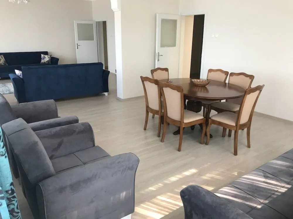Comfort Apart Daire, 3 Yatak Odası, Sigara İçilebilir, Plaj Manzaralı