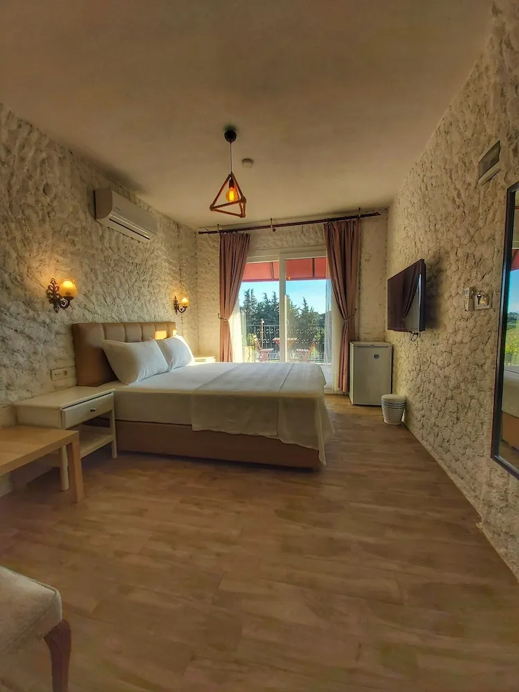 Comfort Oda, 1 Büyük (Queen) Boy Yatak, Balkon
