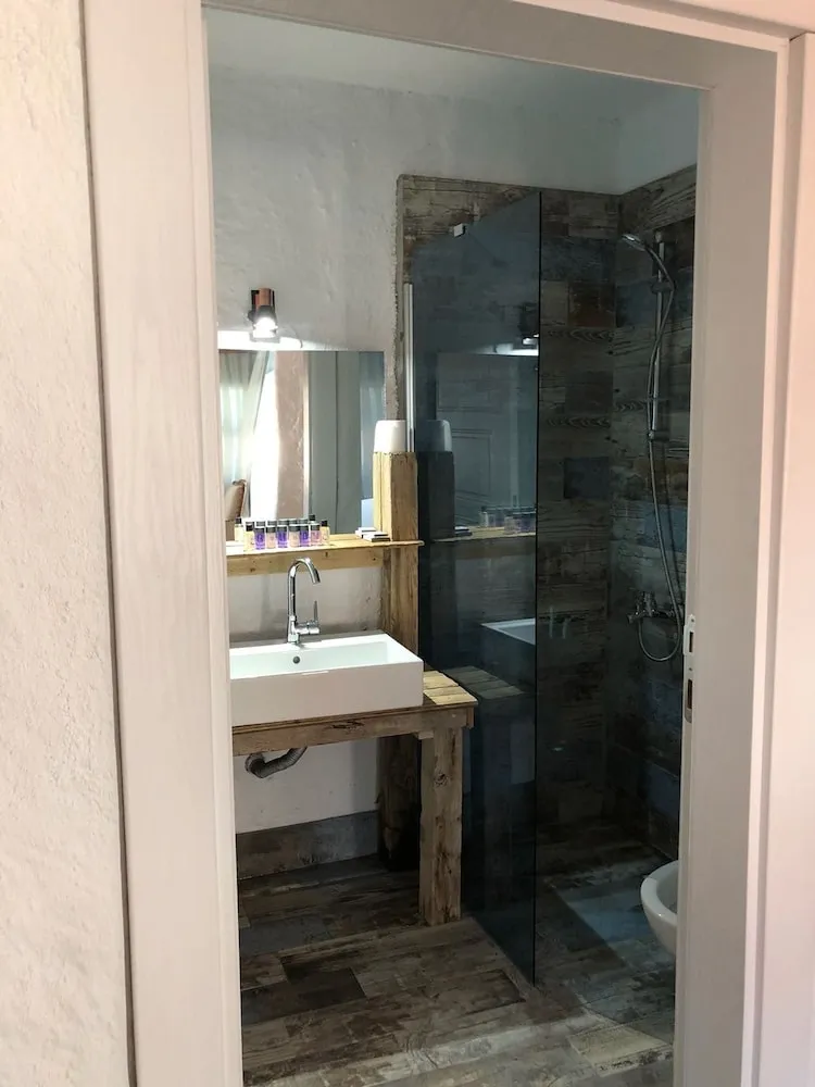 Deluxe Tek Büyük Yataklı Oda, Sigara İçilmez