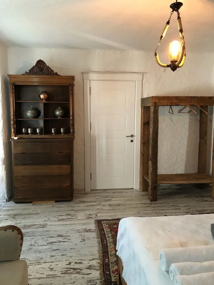 Deluxe Tek Büyük Yataklı Oda, Sigara İçilmez