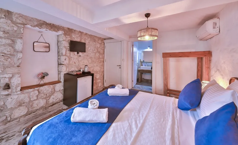 Traditional Tek Büyük Yataklı Oda, 1 Yatak Odası, Sigara İçilmez, Balkon