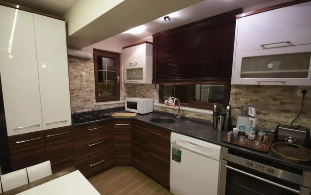 Standard Apart Daire, 3 Yatak Odası, Avlu Manzaralı