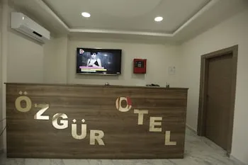 Ozgur Otel