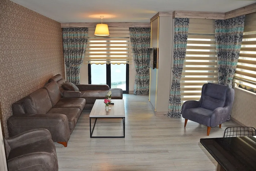 Süit, Engellilere Uygun, Sigara İçilmez (2+1)