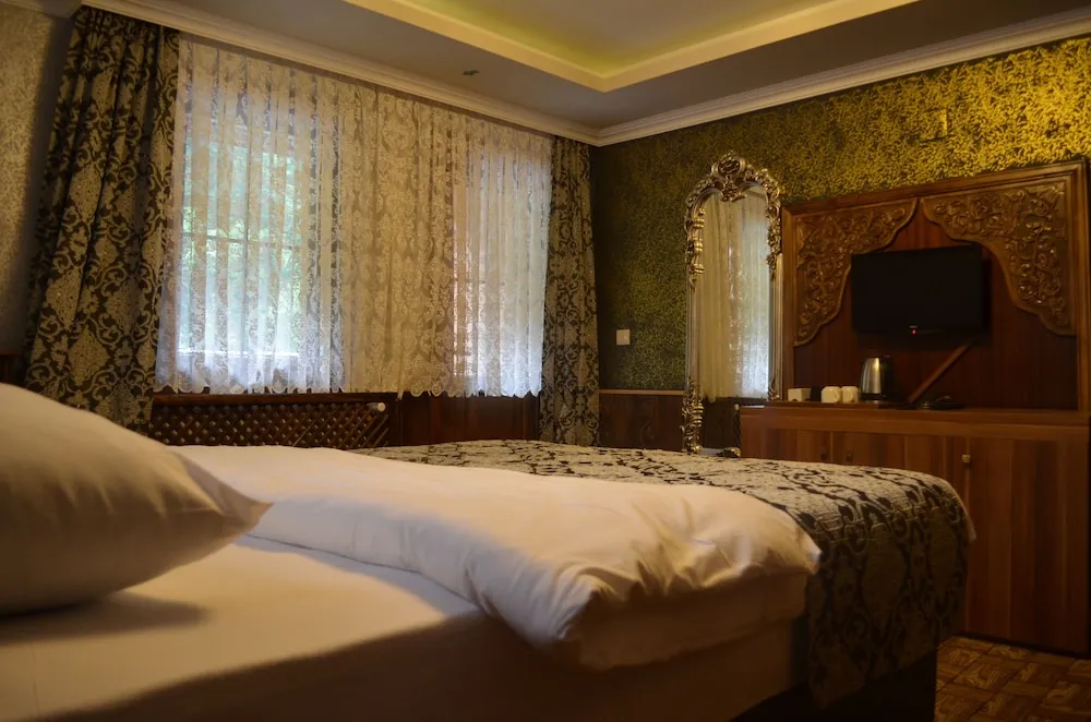 Tek Büyük Yataklı Oda, Balkon