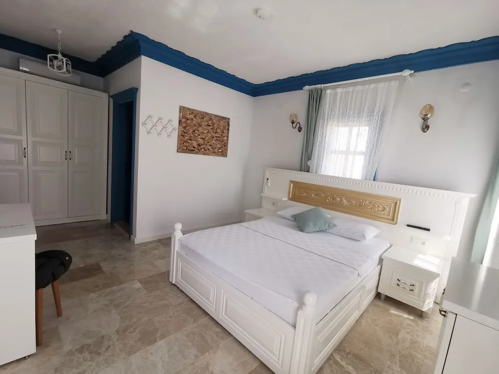 Comfort Tek Büyük Yataklı Oda, 1 Büyük (Queen) Boy Yatak, Havuz Kullanımı, Havuz Kenarı