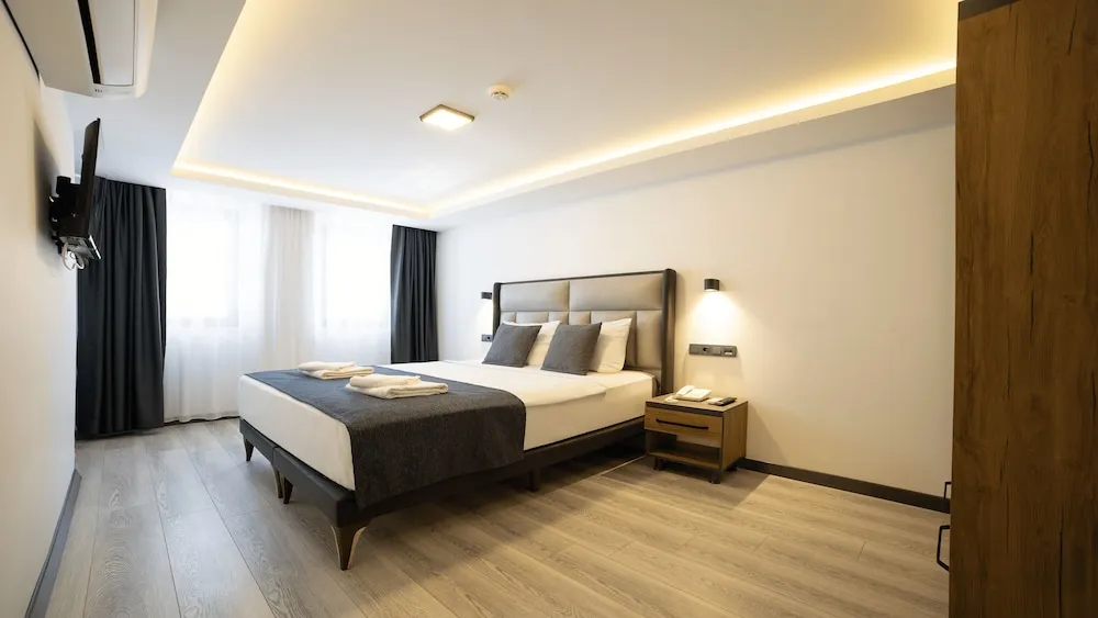 Deluxe Oda, 1 Çift Kişilik Yatak, Sigara İçilmez, Şehir Manzaralı