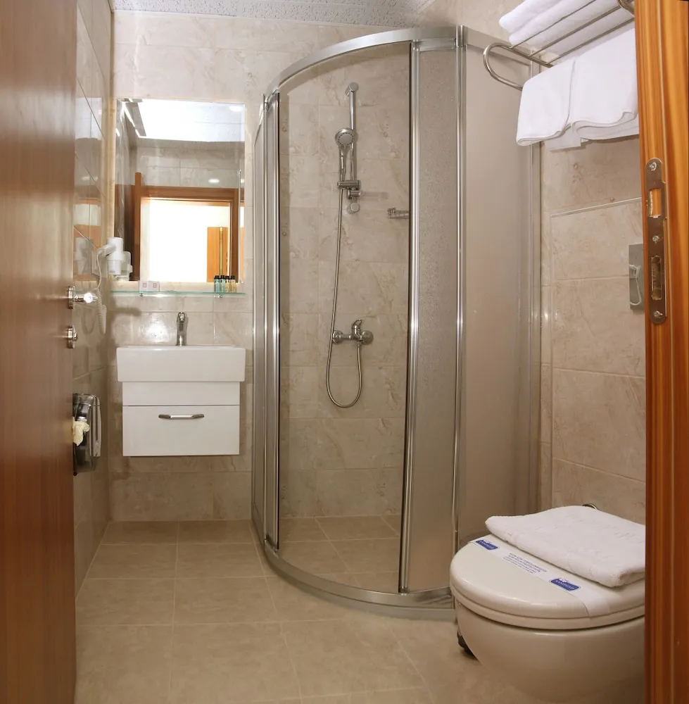 Deluxe Tek Kişilik Oda