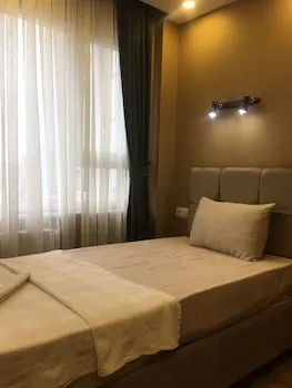 Ulubat Castle Hotel