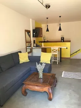 118 Alacati