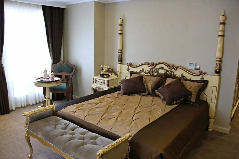 Deluxe Tek Kişilik Oda, Sigara İçilebilir