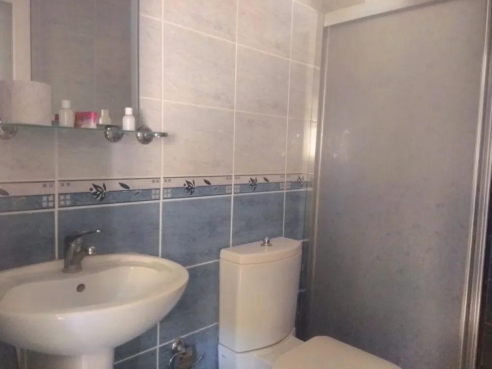 Tek Büyük veya İki Ayrı Yataklı Oda, Dağ Manzaralı