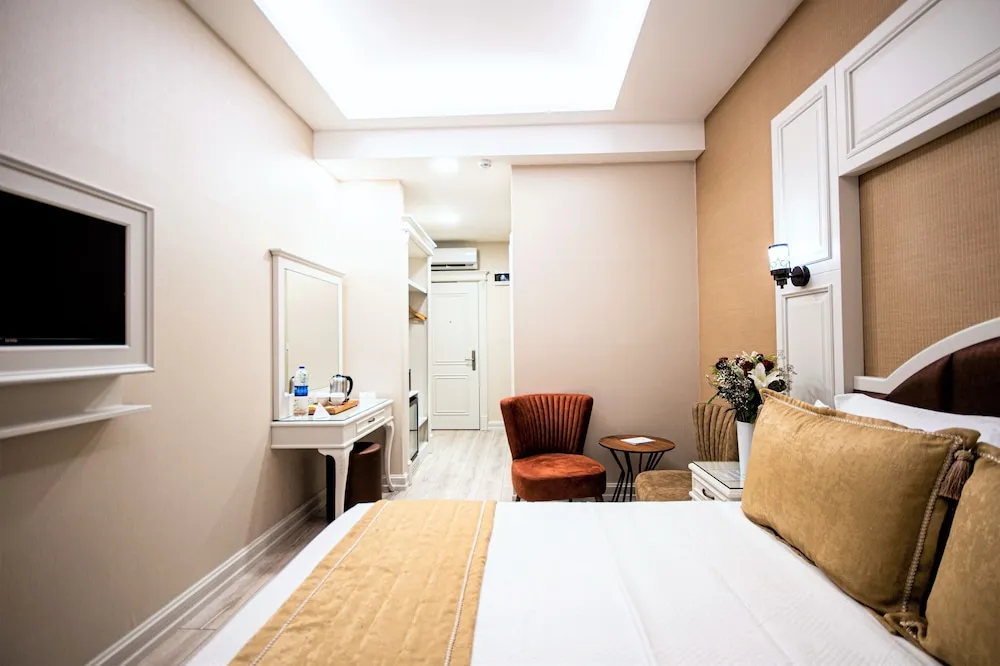 BASEMENT ROOM