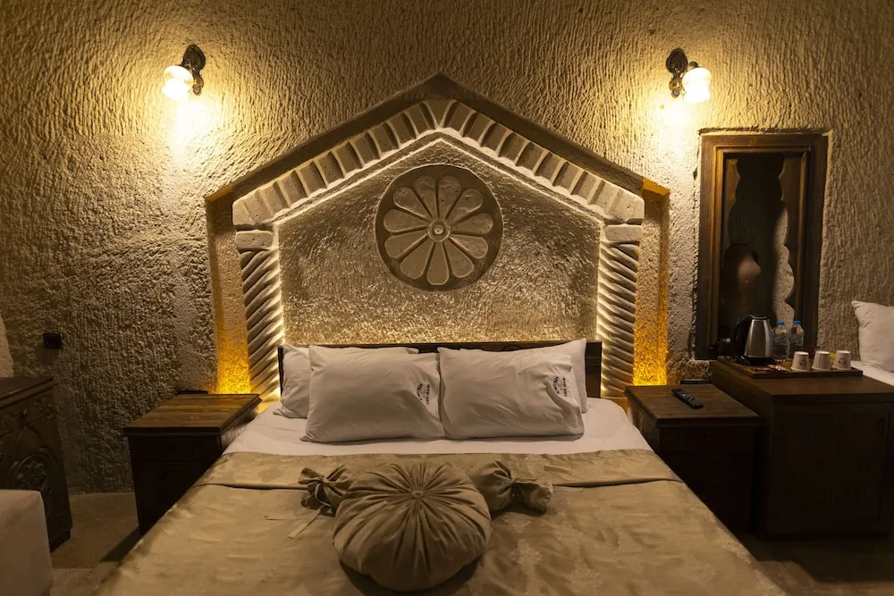 Romantic Tek Büyük Yataklı Oda
