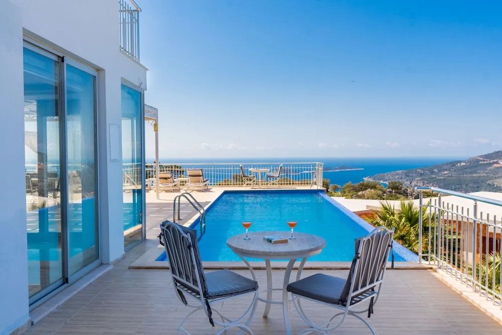 Deluxe Villa