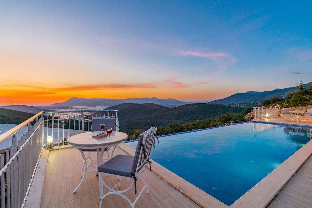 Deluxe Villa