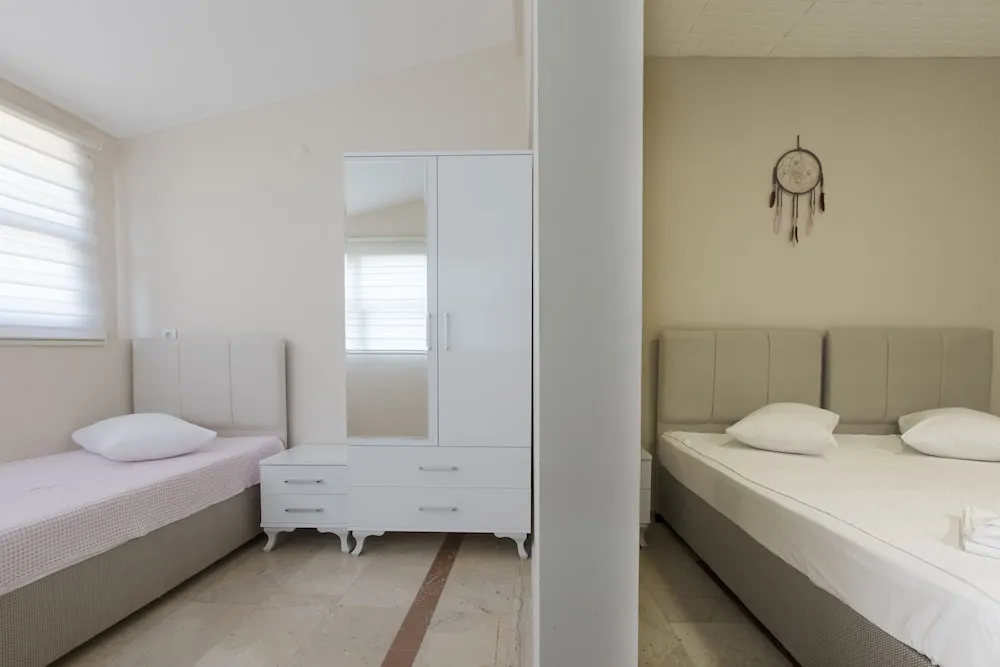 Standard Oda, 2 Yatak Odası, Kısmi Deniz Manzaralı