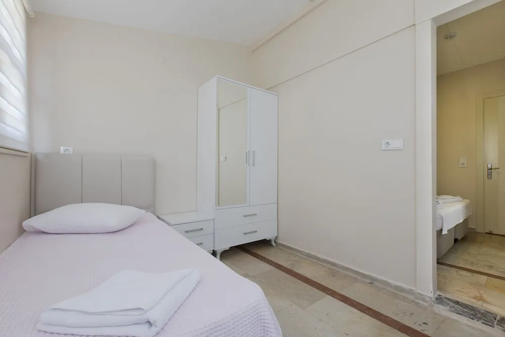 Standard Oda, 2 Yatak Odası, Kısmi Deniz Manzaralı