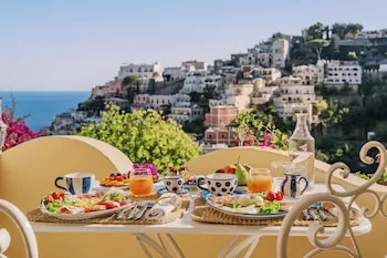 Villa Mary Suites