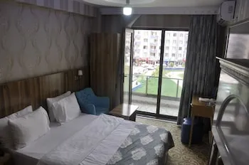 Crystall Hotel