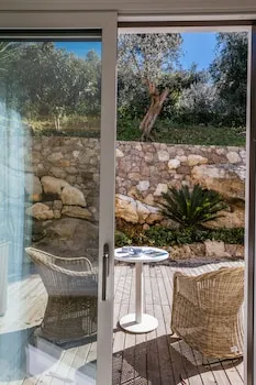 MelRose Relais