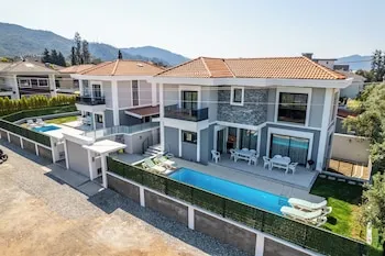 Villa Angel Marmaris Sadece Aileler