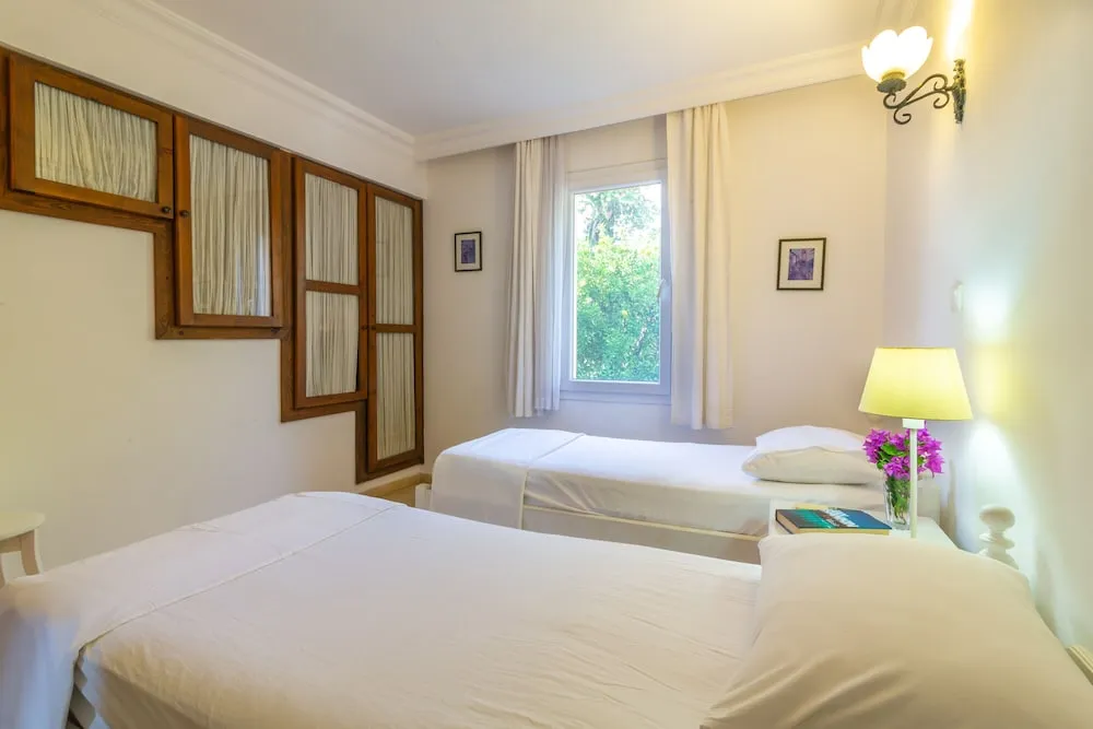 Premium Apartment No 6, 2 Bedrooms, Balcony, Sea View