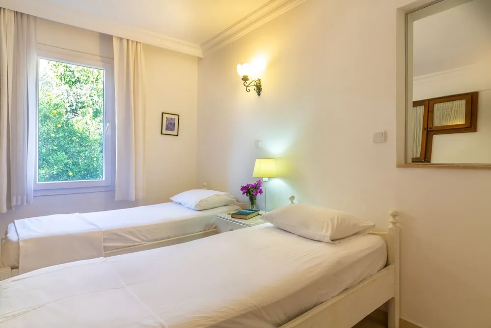 Premium Apartment No 6, 2 Bedrooms, Balcony, Sea View