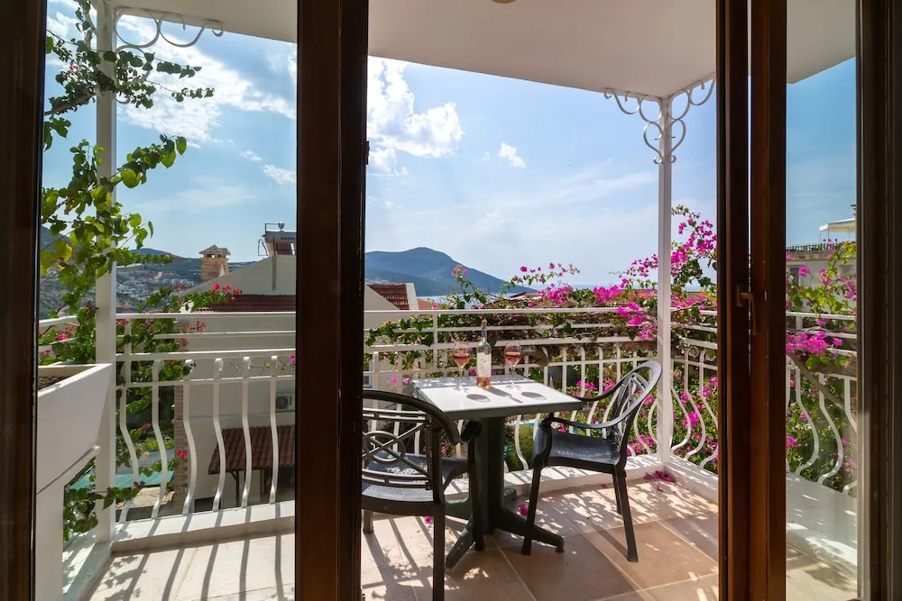 Premium Apartment No 16, 2 Bedrooms, Terrace, Bay View