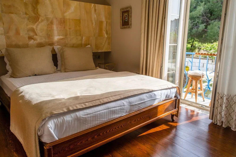 Deluxe Tek Büyük Yataklı Oda, Balkon