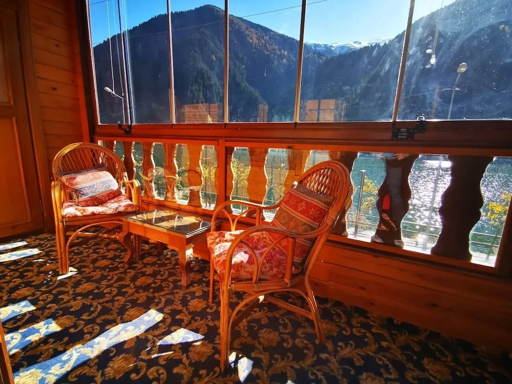 Deluxe Rooms