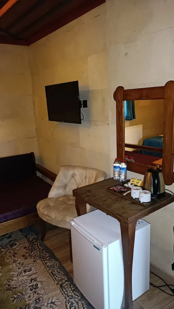 Senior Tek Büyük Yataklı Oda