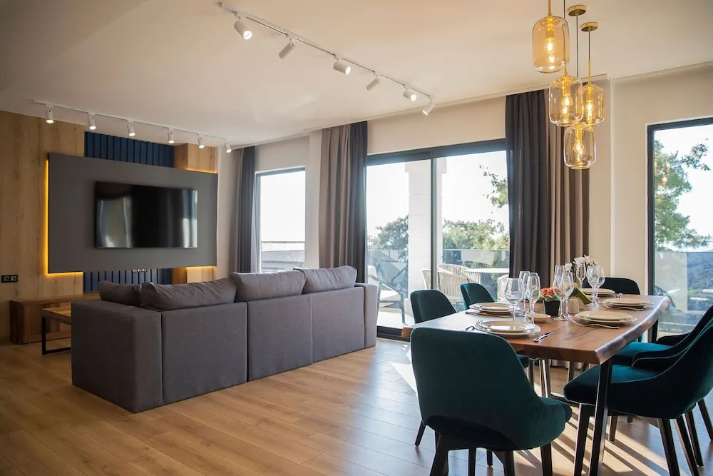 Deluxe Villa, Havuz Kullanımı