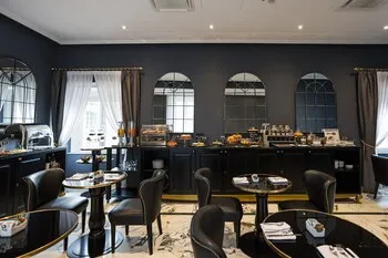 Boutique Hotel Metro 900