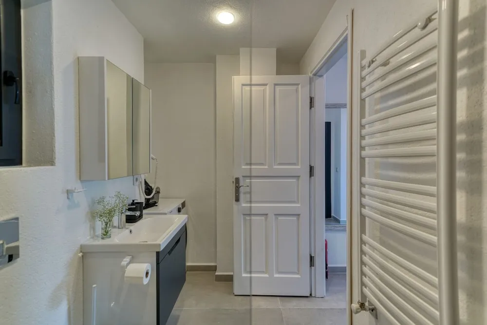 Deluxe Apart Daire, Denize Bakan