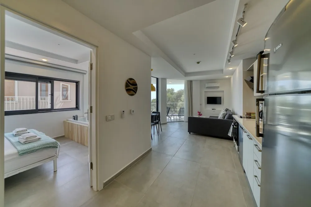 Deluxe Apart Daire, Denize Bakan