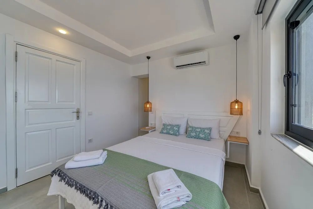 Luxury Daire, Denize Bakan
