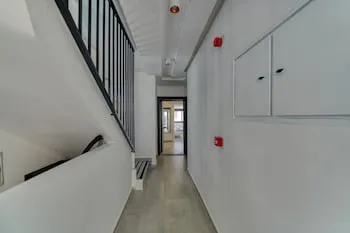BlueNook Suites
