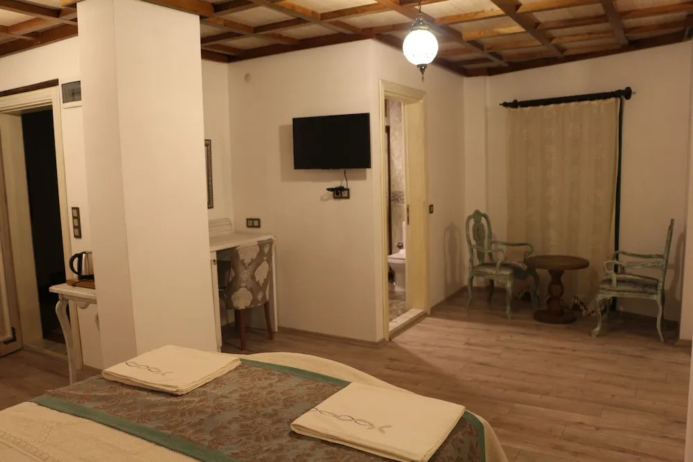 Design Tek Büyük Yataklı Oda