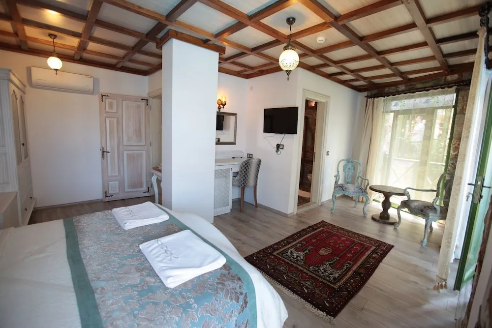 Design Tek Büyük Yataklı Oda