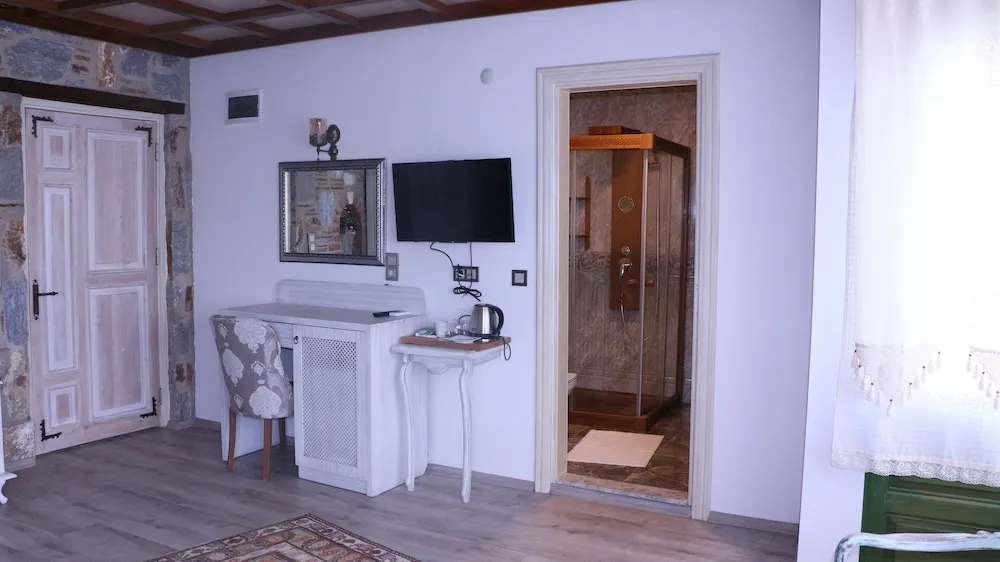 Deluxe Üç Kişilik Oda, 1 Yatak Odası