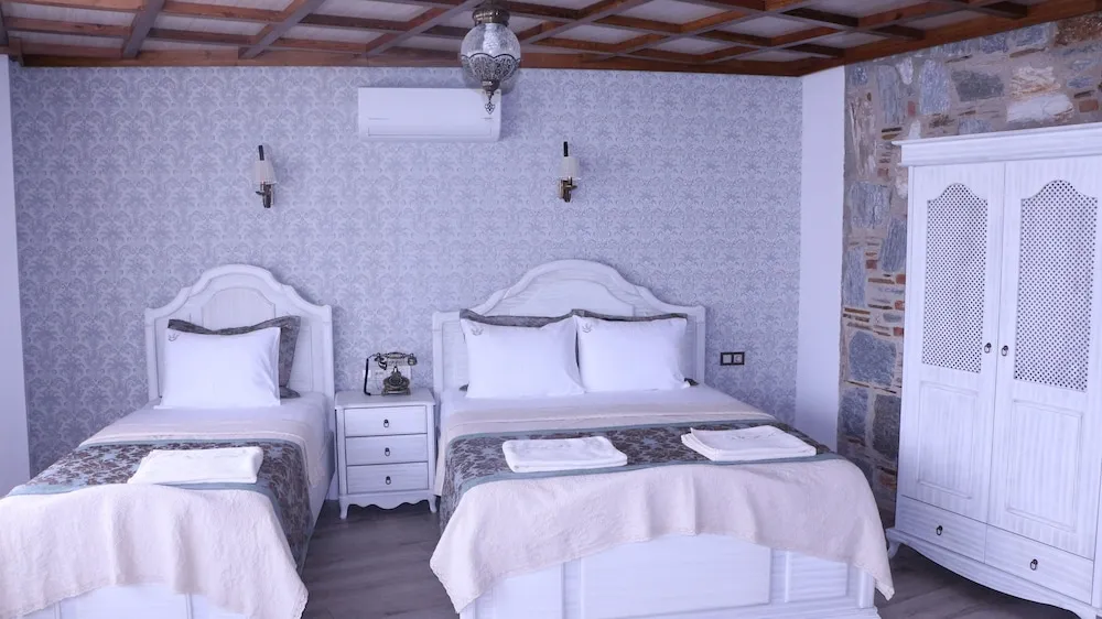 Deluxe Üç Kişilik Oda, 1 Yatak Odası