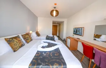 Kasmahal Hotel