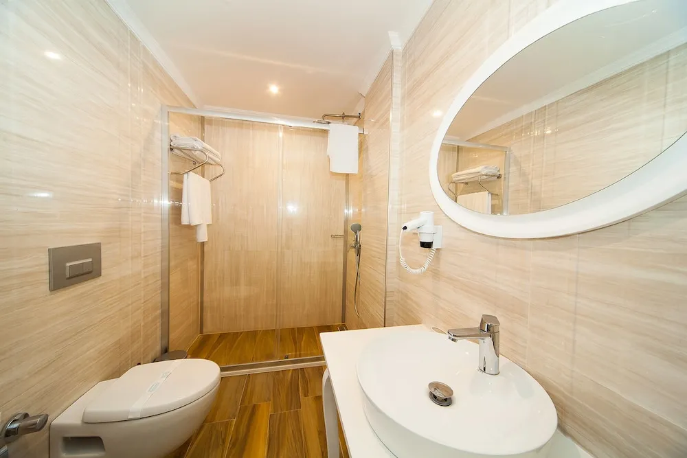 Deluxe Tek Büyük Yataklı Oda, Deniz Manzaralı