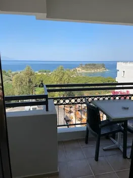 Hotel Carina