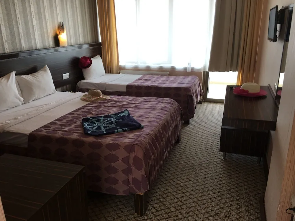 Standard Üç Kişilik Oda