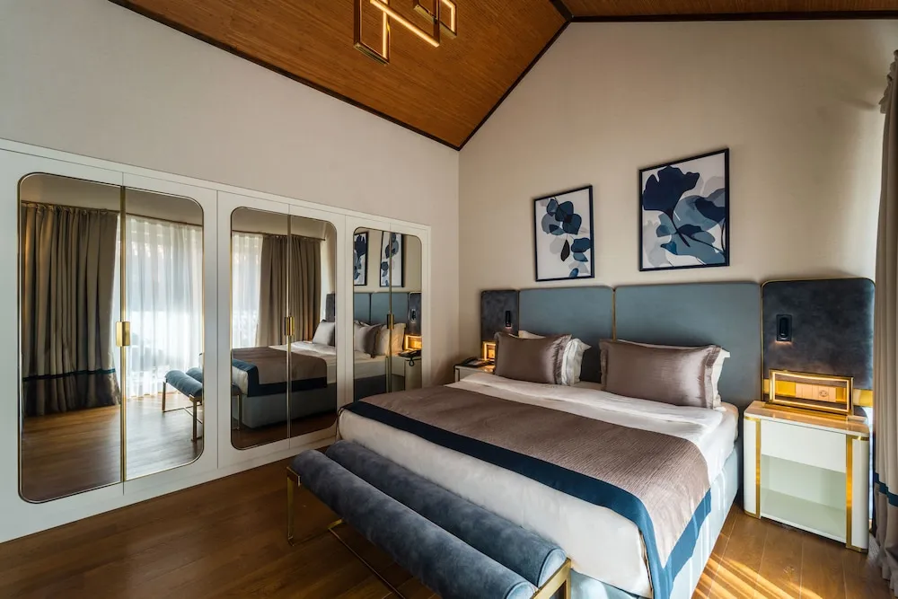 Superior Villa (6 People Use)